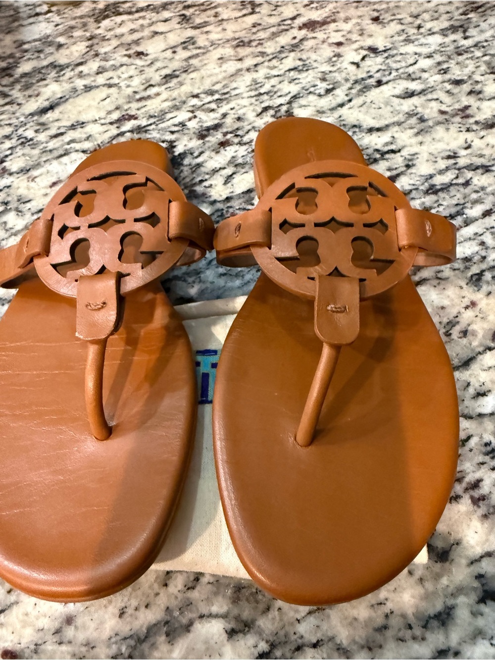 Tory Burch Brown Leather Logo Thong Sandals - Picture 5 of 7